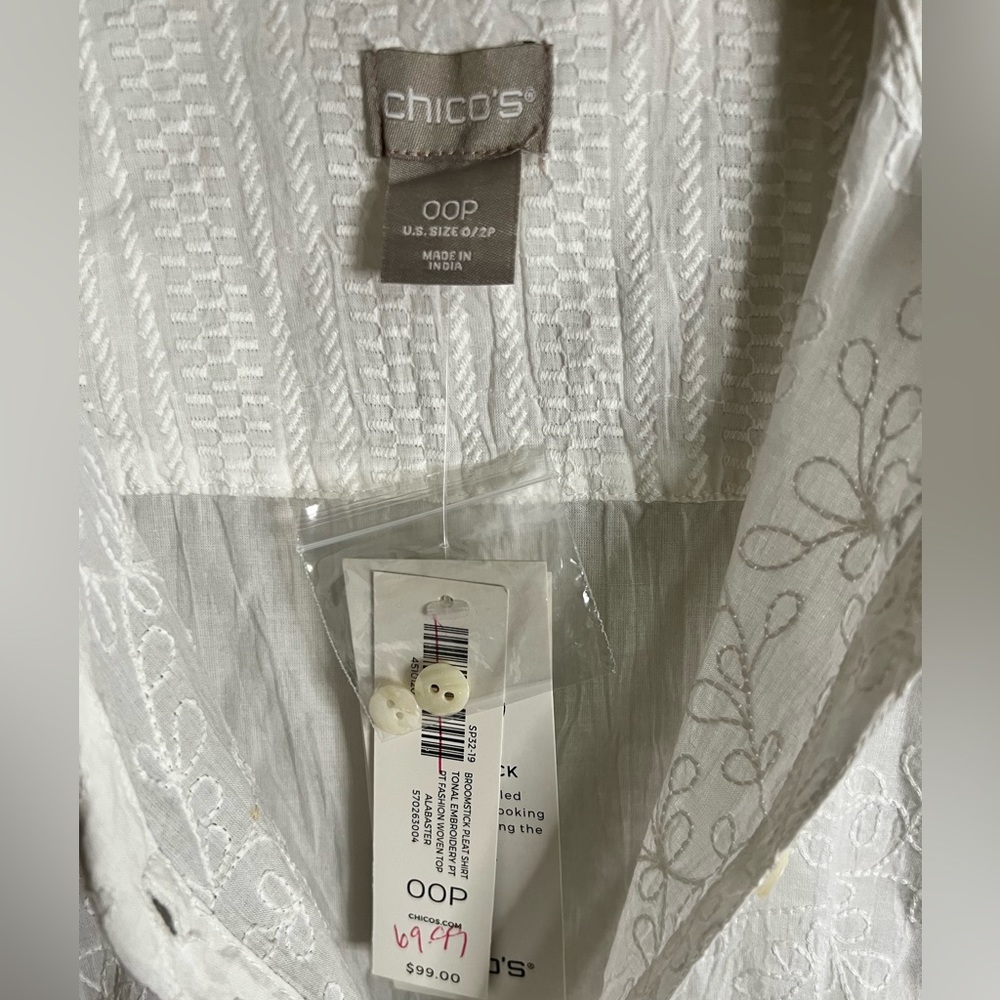 CHICOS White embroidered long sleeve shirt - Picture 2 of 4